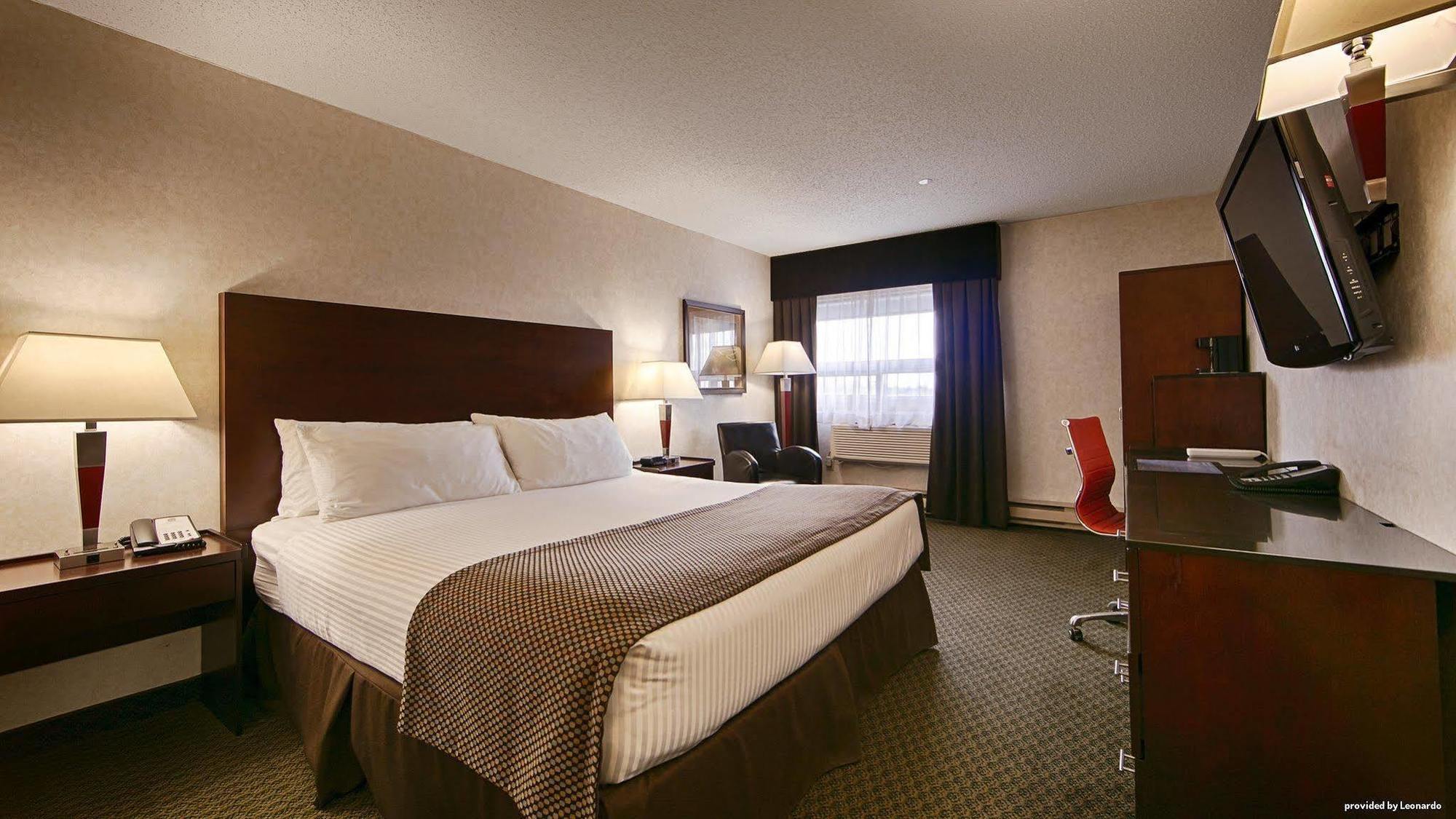 Best Western Airport Inn Calgary Exterior photo